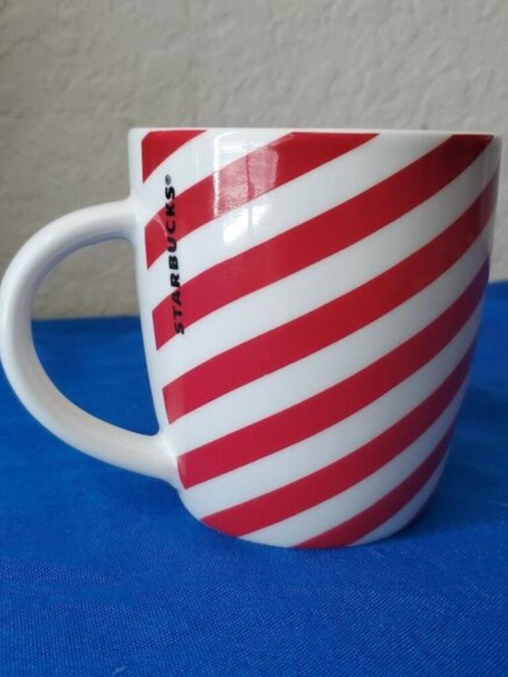 Starbucks Holiday Ceramic Coffee Mug 12 oz Red White Candy Cane Stripe
